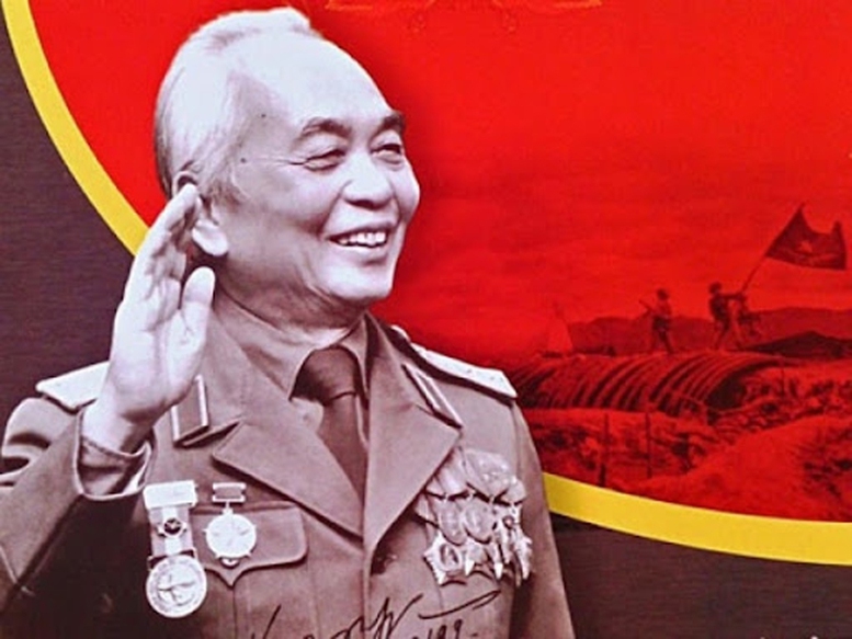 CUANDO EN LA GUERRA DE TODO UN PUEBLO, LA NECESIDAD CREA EL MÉTODO, EL ÓRGANO, LA FORMA CUANDO EN LA GUERRA DE TODO UN PUEBLO, LA NECESIDAD CREA EL MÉTODO, EL ÓRGANO, LA FORMA